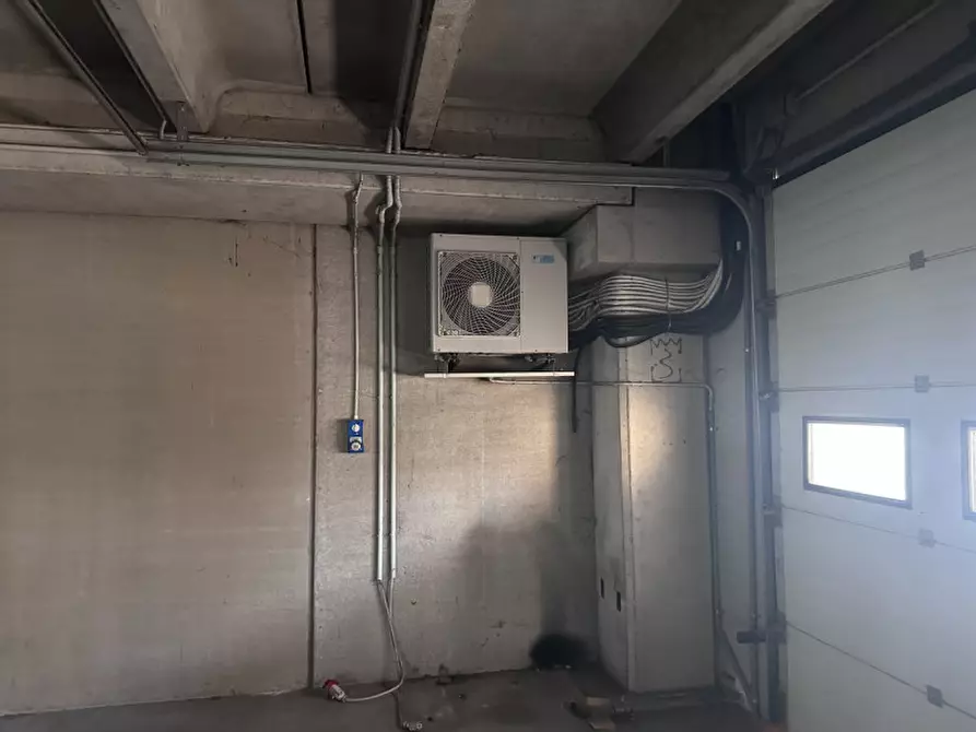Immagine 10 di Capannone industriale in vendita  in Via Colomba 50 a Colognola Ai Colli
