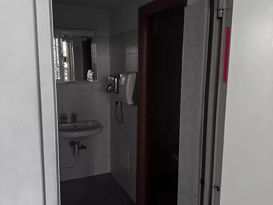 Immagine 18 di Capannone industriale in vendita  in Via Colomba 50 a Colognola Ai Colli