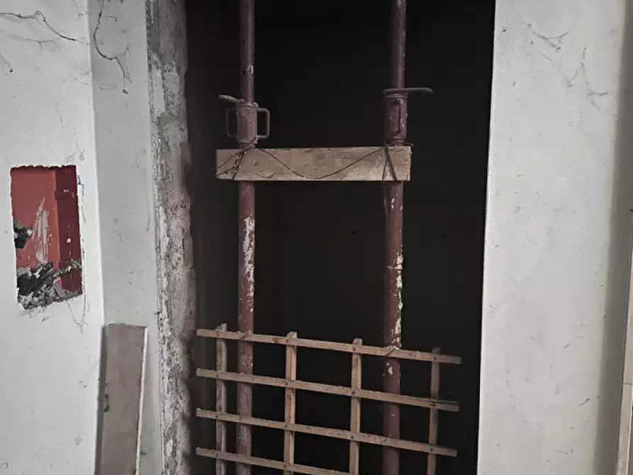 Immagine 7 di Capannone industriale in vendita  in Via Colomba Snc a Colognola Ai Colli