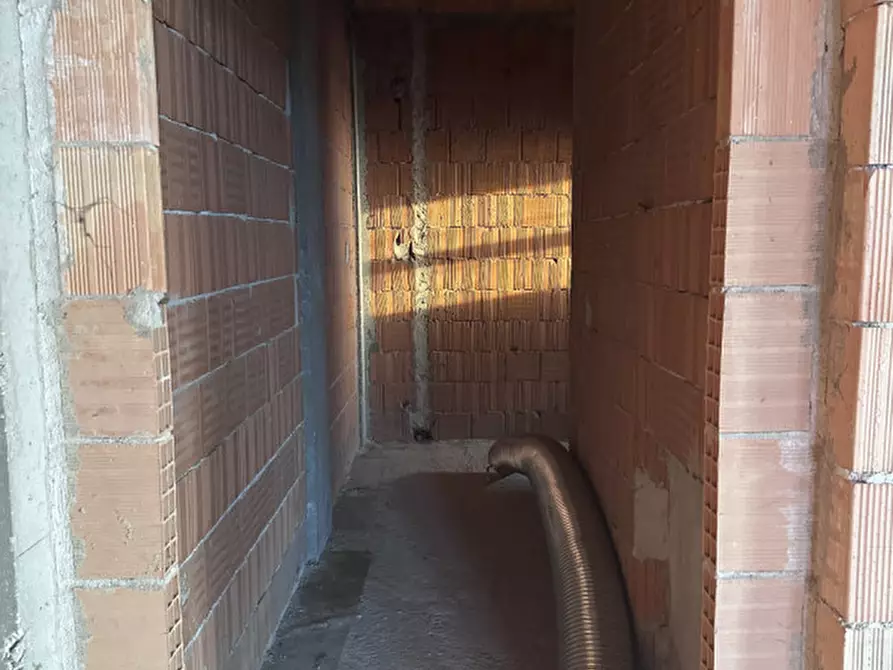 Immagine 14 di Capannone industriale in vendita  in Via Colomba Snc a Colognola Ai Colli