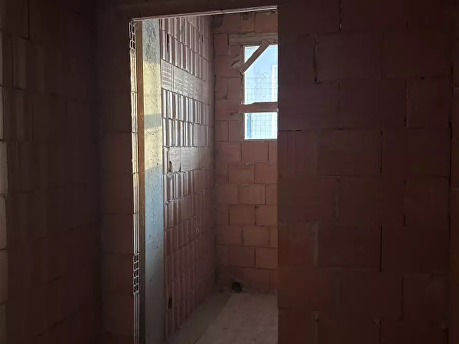 Immagine 15 di Capannone industriale in vendita  in Via Colomba Snc a Colognola Ai Colli