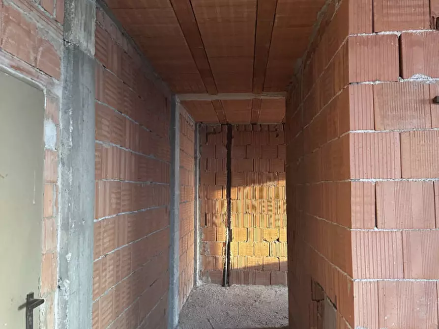 Immagine 25 di Capannone industriale in vendita  in Via Colomba Snc a Colognola Ai Colli