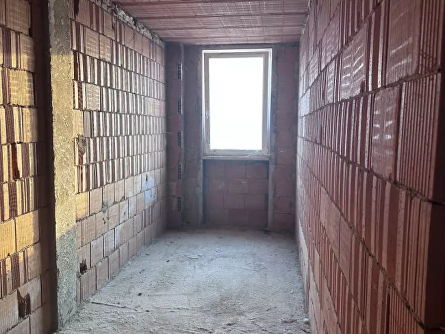 Immagine 26 di Capannone industriale in vendita  in Via Colomba Snc a Colognola Ai Colli