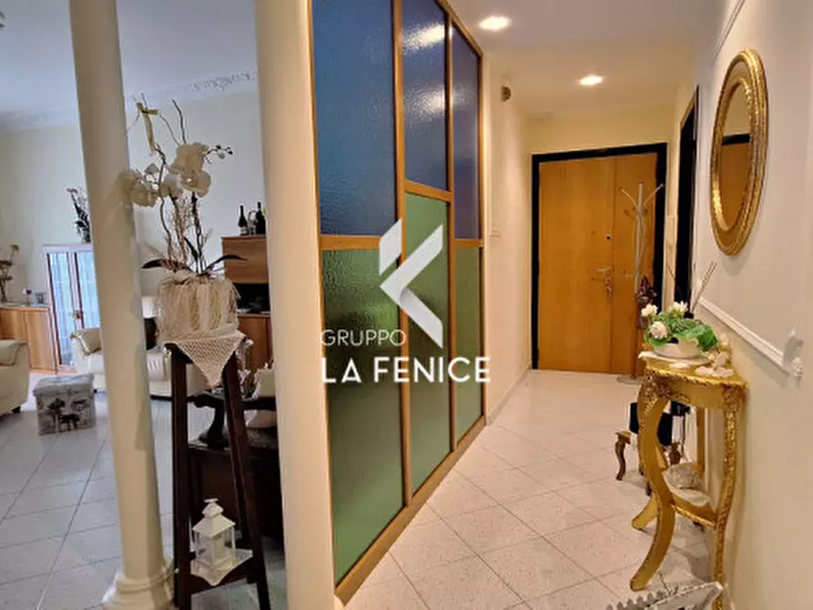 Immagine 6 di Appartamento in vendita  in via Alberobello a Locorotondo