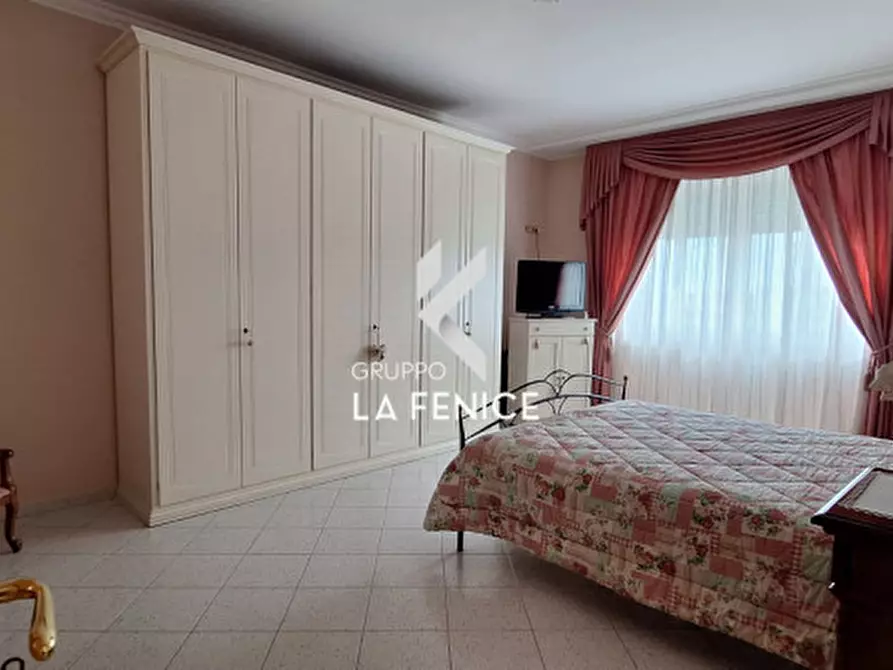 Immagine 13 di Appartamento in vendita  in via Alberobello a Locorotondo