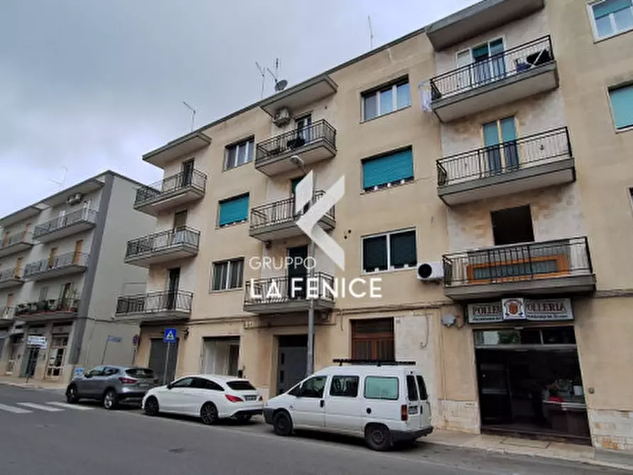 Immagine 41 di Appartamento in vendita  in via Alberobello a Locorotondo