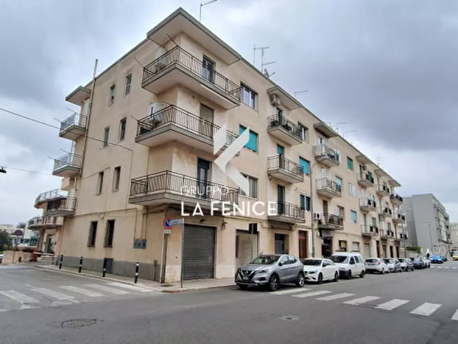 Immagine 43 di Appartamento in vendita  in via Alberobello a Locorotondo
