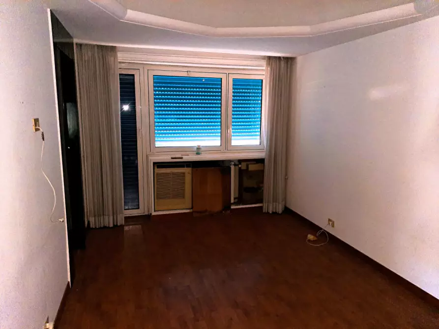 Immagine 6 di Attico in vendita  in VIA ACHILLE PAPA a Roma