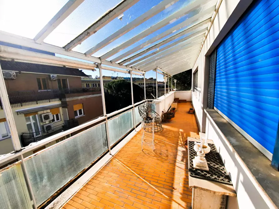 Immagine 15 di Attico in vendita  in VIA ACHILLE PAPA a Roma