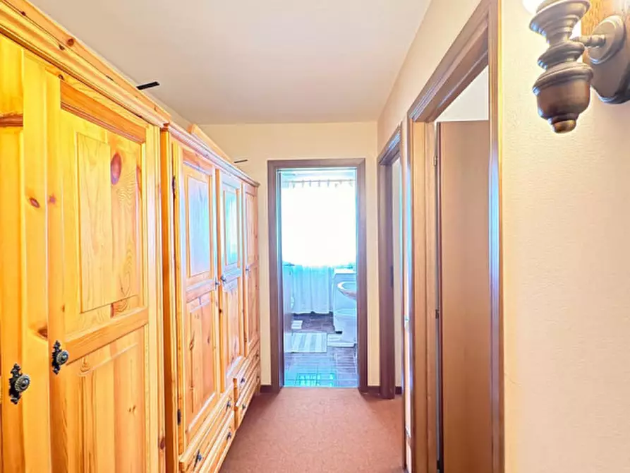 Immagine 10 di Appartamento in vendita  in Via Guglielmo Marconi a Lavarone