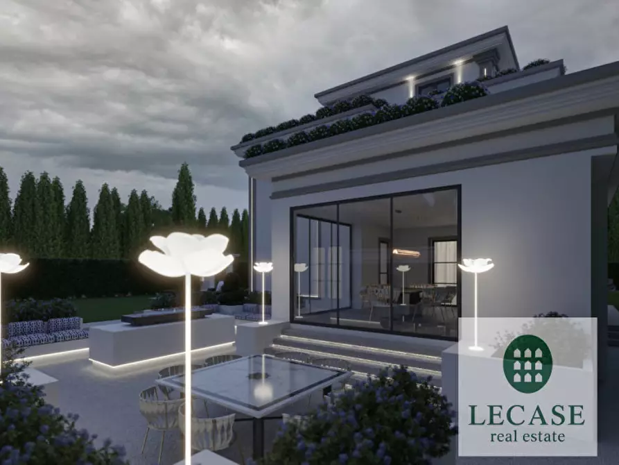 Immagine 7 di Villa in vendita  in Via Allende a Forte Dei Marmi