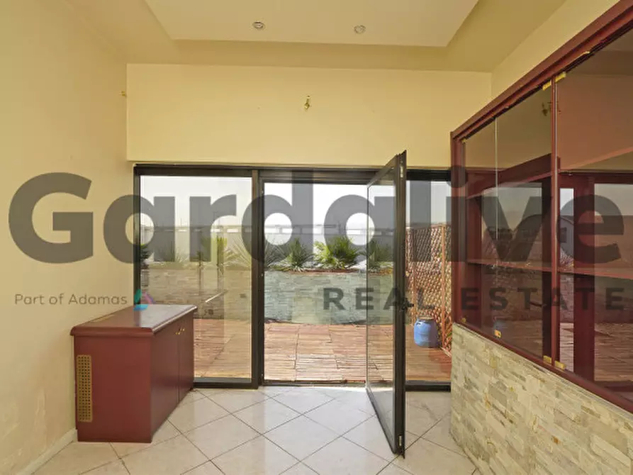 Immagine 9 di Ufficio in vendita  in Viale Guglielmo Marconi a Desenzano Del Garda