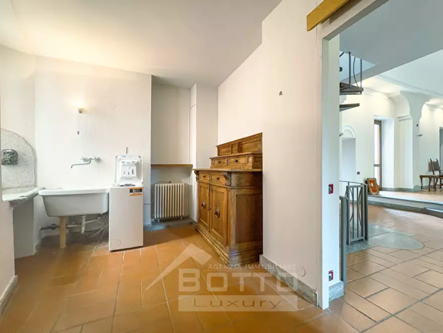 Immagine 19 di Casa indipendente in vendita  in via Bernandino a Orta San Giulio