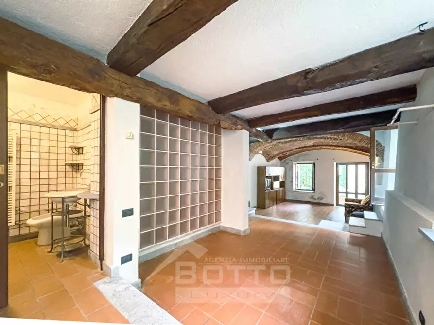 Immagine 22 di Casa indipendente in vendita  in via Bernandino a Orta San Giulio
