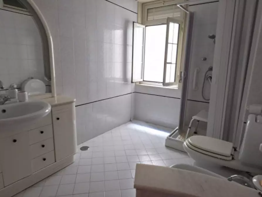 Immagine 23 di Appartamento in vendita  in via grottasanta 299 a Siracusa