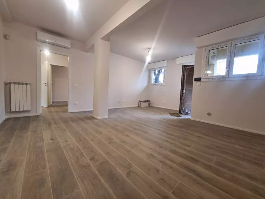 Immagine 2 di Appartamento in vendita  in VIA CIMABUE a Campi Bisenzio