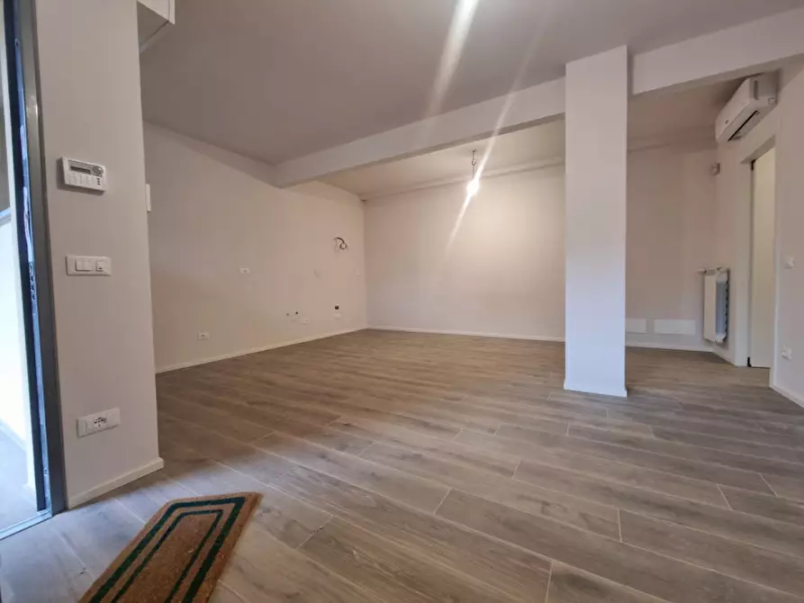 Immagine 13 di Appartamento in vendita  in VIA CIMABUE a Campi Bisenzio