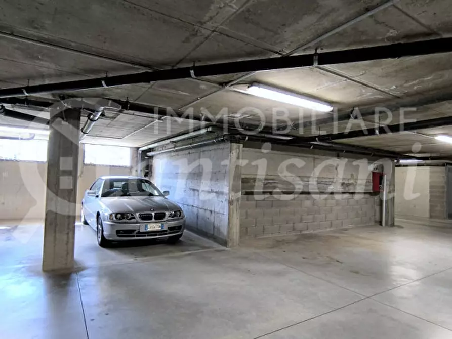 Immagine 28 di Appartamento in vendita  in Via Luciano Bausi a Firenze