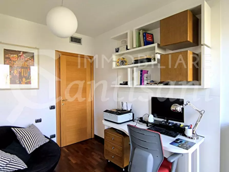 Immagine 30 di Appartamento in vendita  in Via Luciano Bausi a Firenze