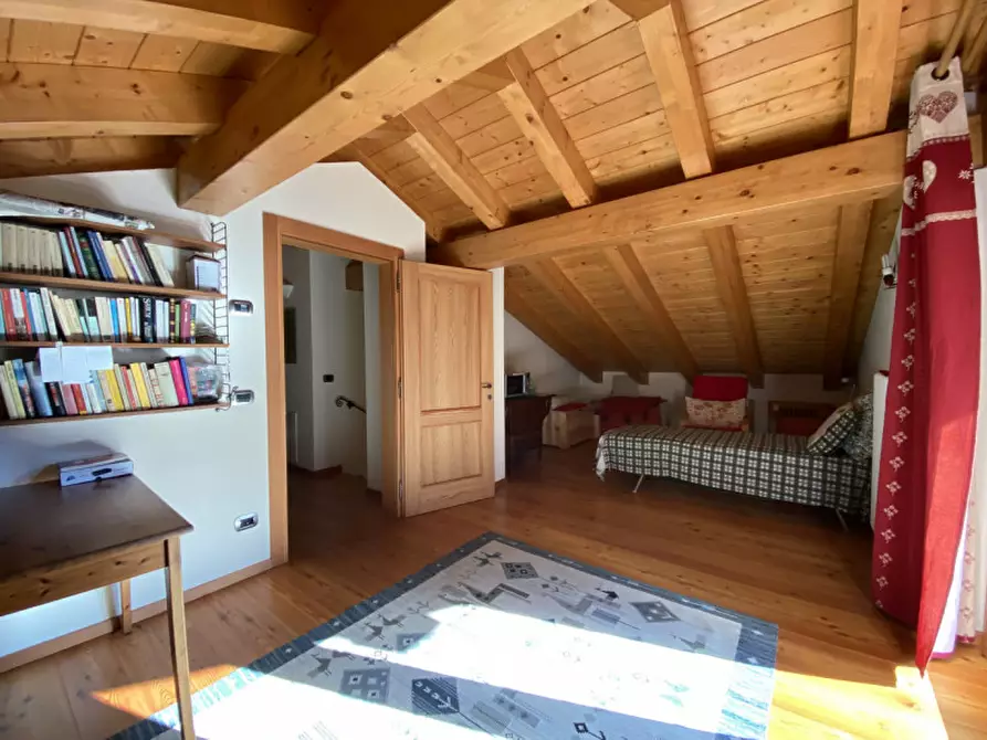 Immagine 21 di Villa in vendita  in Via Valle Ansiei,sn a Auronzo Di Cadore