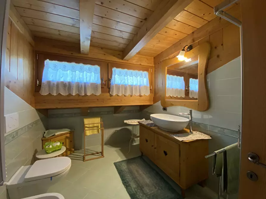 Immagine 22 di Villa in vendita  in Via Valle Ansiei,sn a Auronzo Di Cadore