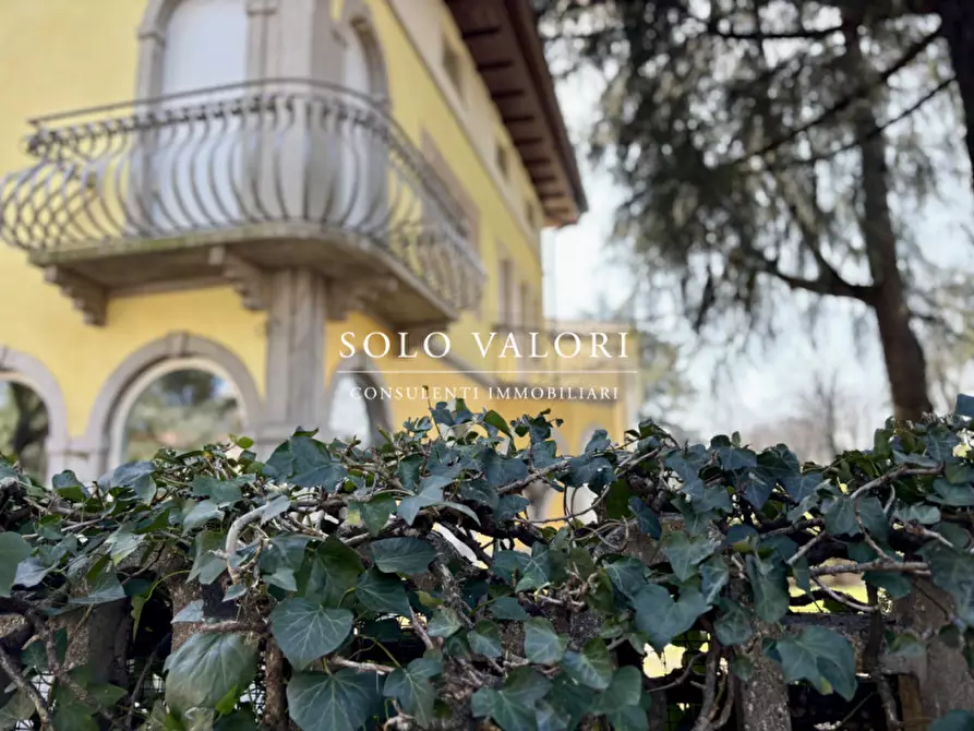 Immagine 2 di Villa in vendita  a Castelfranco Veneto