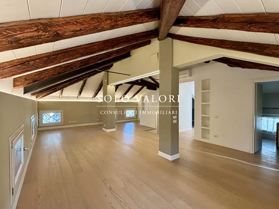 Immagine 8 di Villa in vendita  a Castelfranco Veneto