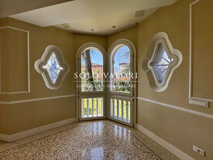 Immagine 11 di Villa in vendita  a Castelfranco Veneto