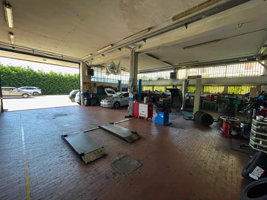 Immagine 5 di Laboratorio in vendita  in Via sette Martiri a Padova