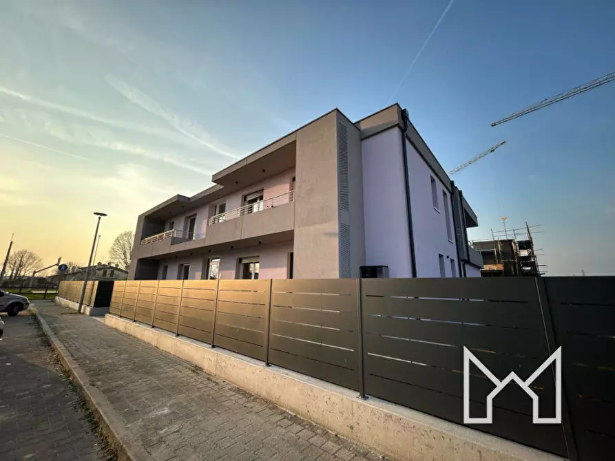 Immagine 2 di Appartamento in vendita  a Rossano Veneto