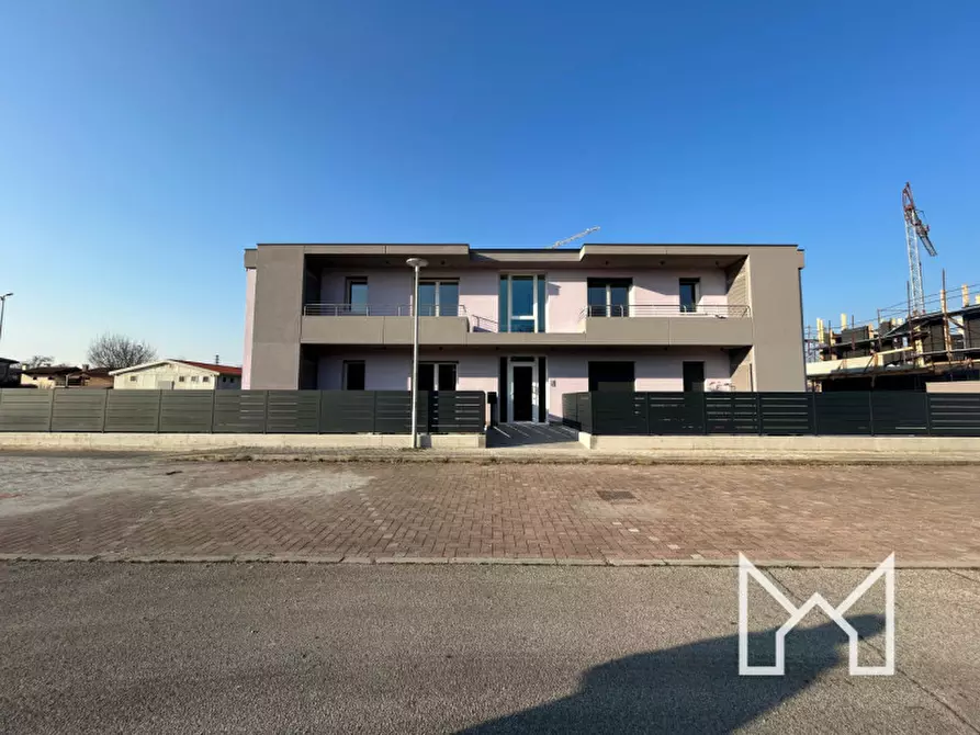 Immagine 3 di Appartamento in vendita  a Rossano Veneto