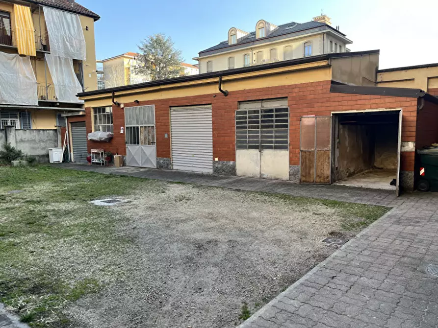 Immagine 5 di Magazzino in vendita  in Via Sommariva 2 a Torino
