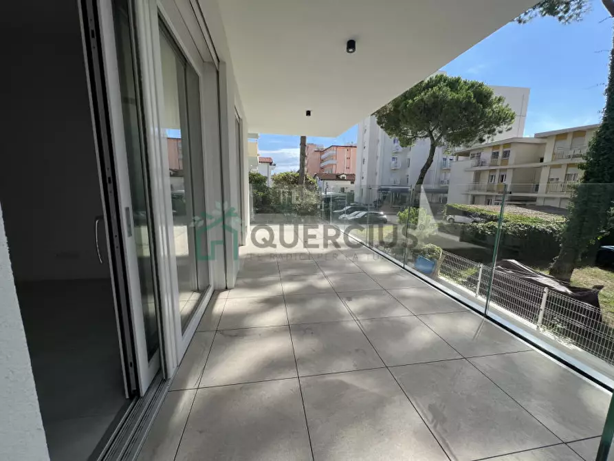 Immagine 2 di Appartamento in vendita  in Via Andrea Bafile a Jesolo
