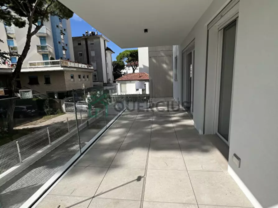 Immagine 43 di Appartamento in vendita  in Via Andrea Bafile a Jesolo