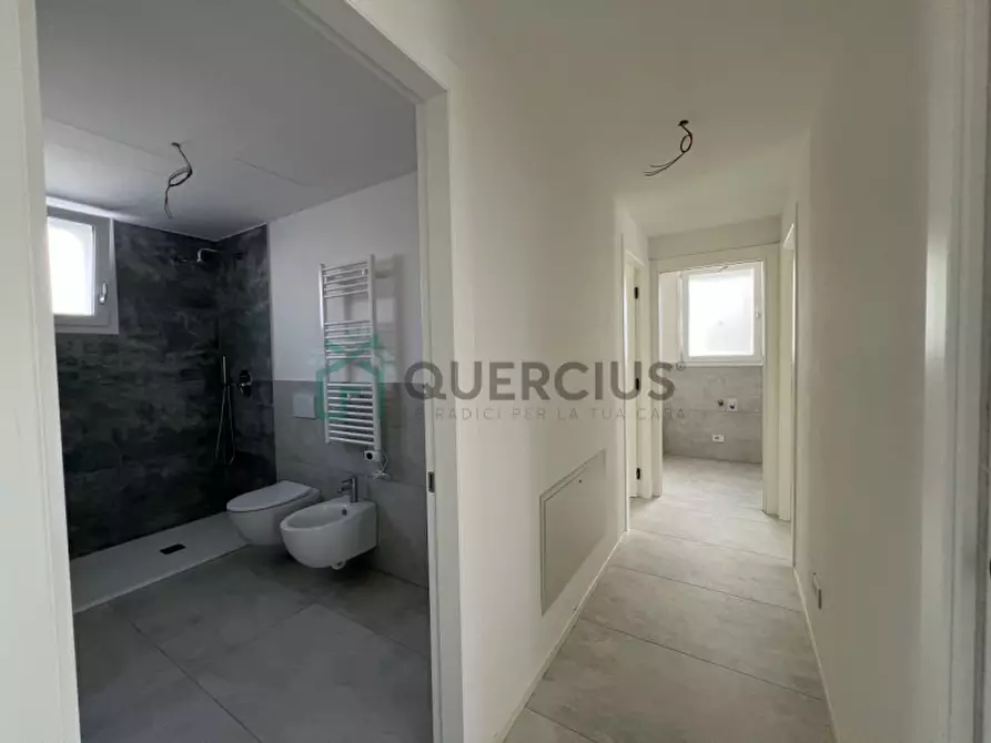 Immagine 53 di Appartamento in vendita  in Via Andrea Bafile a Jesolo