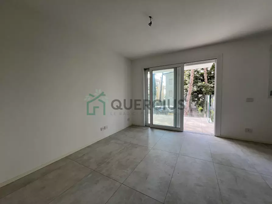 Immagine 54 di Appartamento in vendita  in Via Andrea Bafile a Jesolo