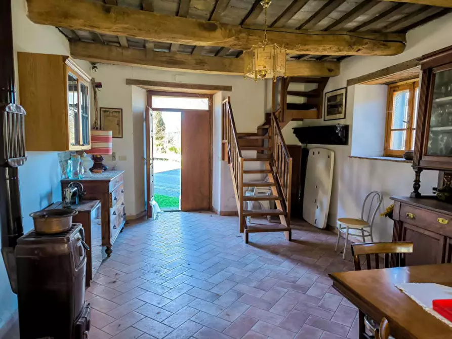 Immagine 9 di Rustico / casale in vendita  in Valenzano a Sestino