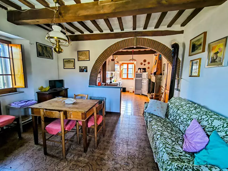 Immagine 12 di Rustico / casale in vendita  in Valenzano a Sestino