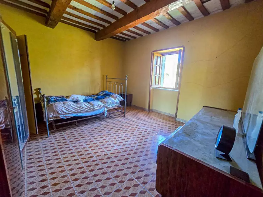 Immagine 26 di Rustico / casale in vendita  in Valenzano a Sestino