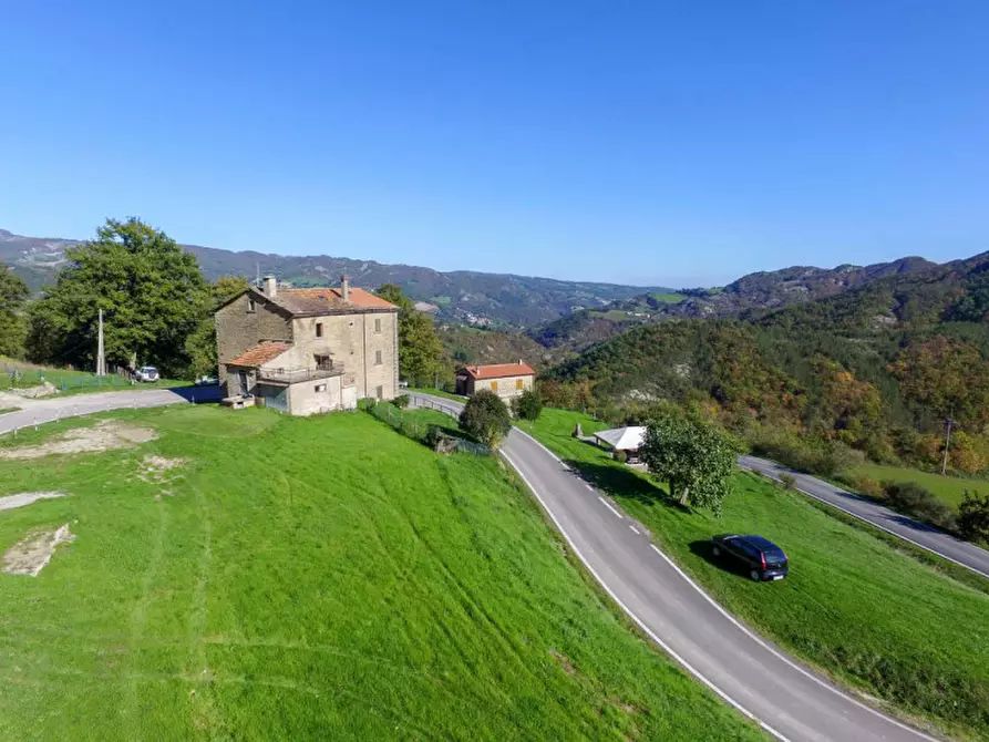 Immagine 44 di Rustico / casale in vendita  in Valenzano a Sestino