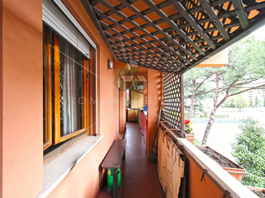 Immagine 27 di Appartamento in vendita  in Via Tazio Nuvolari a Roma