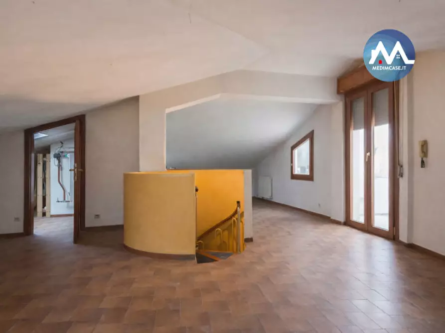 Immagine 11 di Appartamento in vendita  in Via Lambro 5 a Pesaro