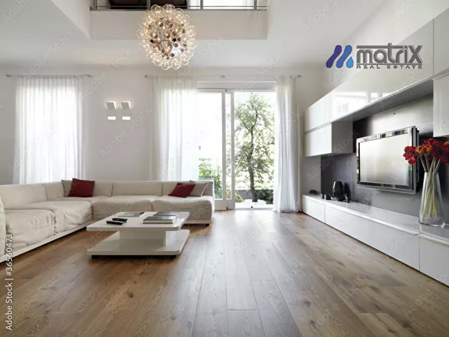 Immagine 2 di Villa in vendita  in via monte grappa a Selvazzano Dentro