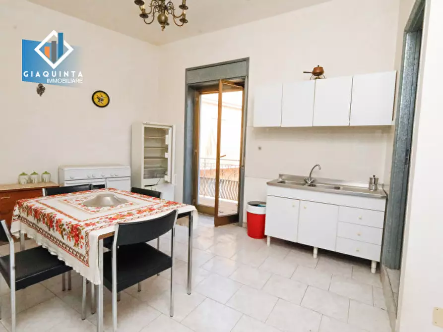 Immagine 2 di Casa indipendente in vendita  in VIA UMBERTO PRIMO n. 85 Piano T-1 - 2 a Palagonia