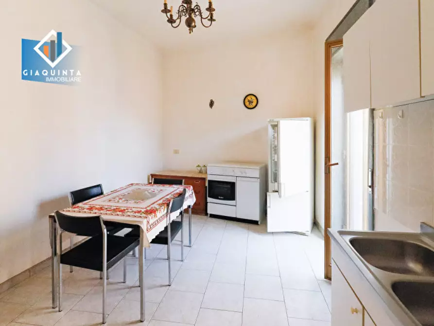 Immagine 5 di Casa indipendente in vendita  in VIA UMBERTO PRIMO n. 85 Piano T-1 - 2 a Palagonia