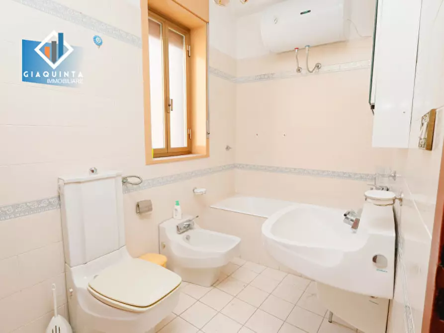 Immagine 6 di Casa indipendente in vendita  in VIA UMBERTO PRIMO n. 85 Piano T-1 - 2 a Palagonia