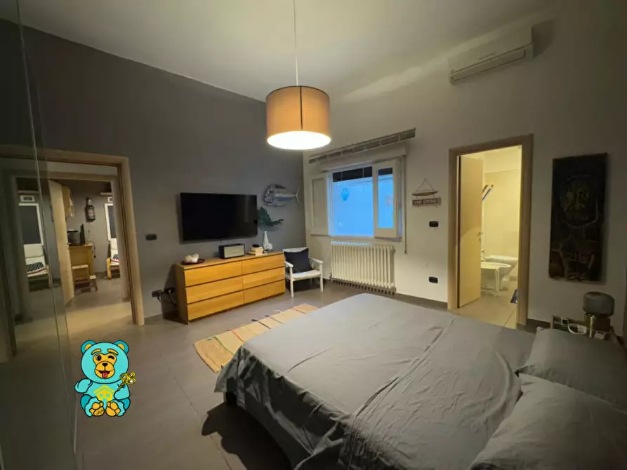 Immagine 11 di Casa indipendente in vendita  in Via Roma70 a Campi Salentina