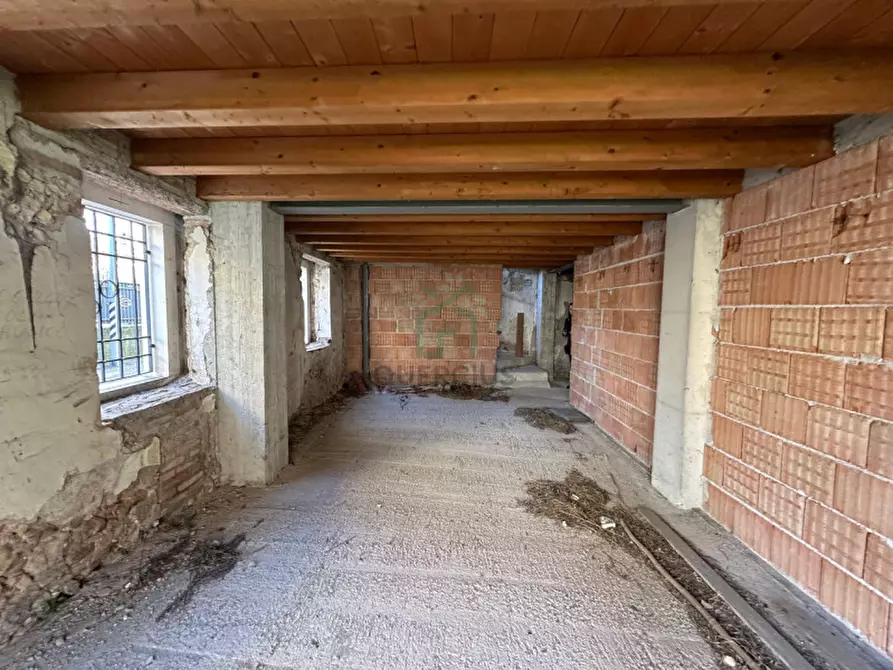 Immagine 3 di Casa bifamiliare in vendita  in Via San Felice Extra a Verona