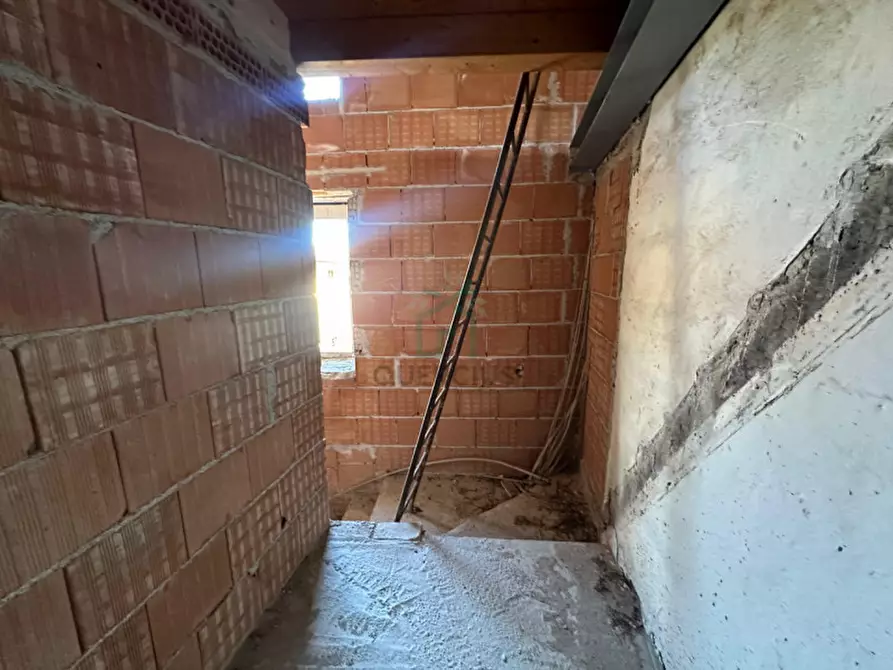 Immagine 9 di Casa bifamiliare in vendita  in Via San Felice Extra a Verona