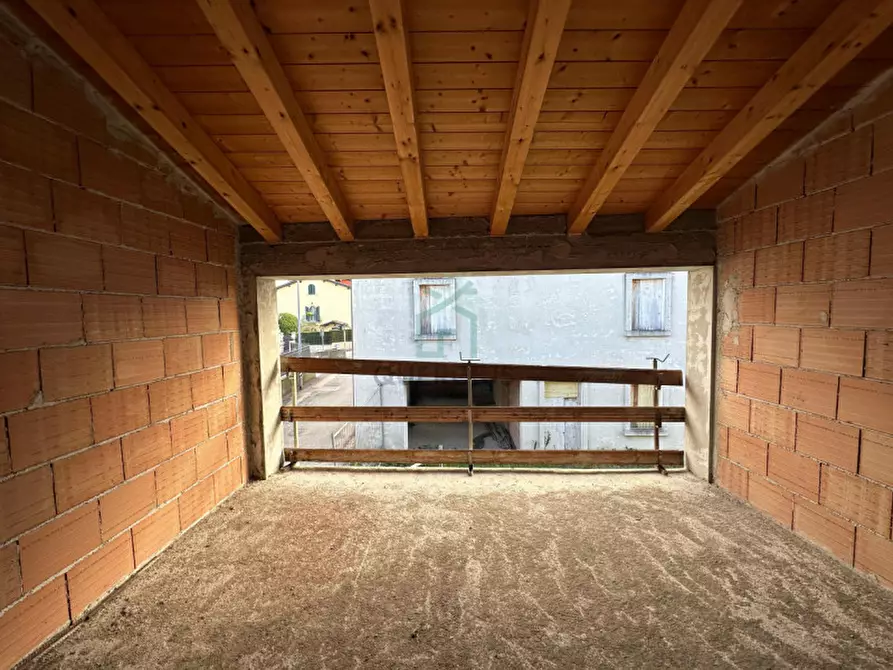 Immagine 29 di Casa bifamiliare in vendita  in Via San Felice Extra a Verona